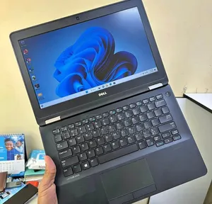Laptop Dell Latitude 12 E7270 8GB Intel Core i7 SSD 256GB