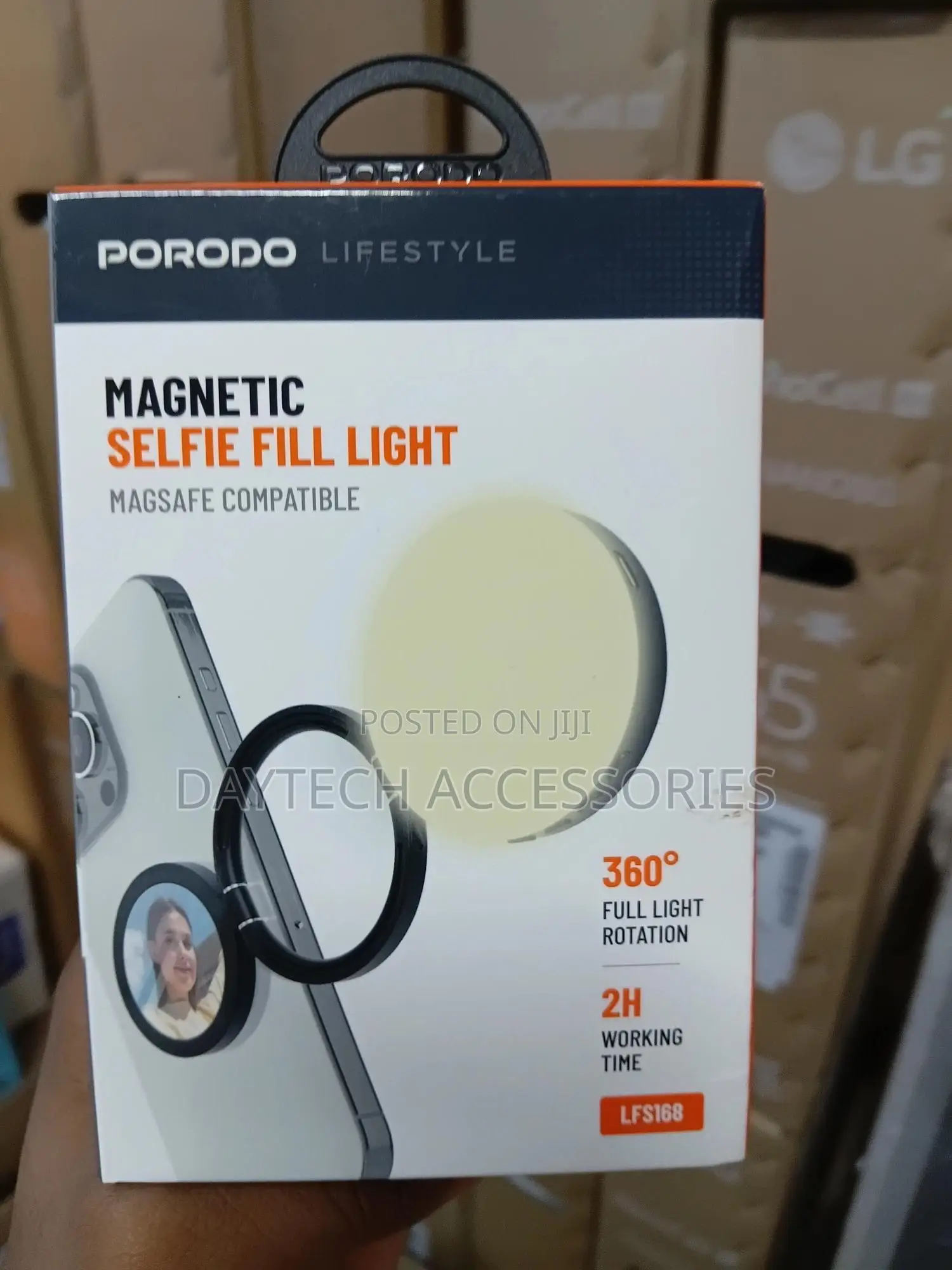 This a Porodo Lifestyle Magnetic Selfie Fill Light (Model Lfs168)