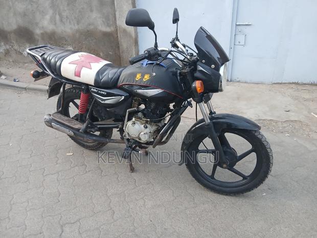 Bajaj Avenger 150 Street 2022 Black - thumbnail 4