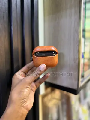 Samsung Galaxy Buds 3 Leather Case/Cover With Led Lights Visible