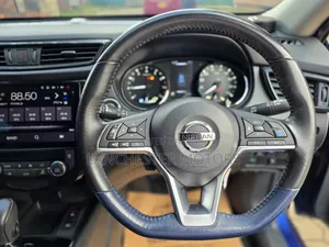 Nissan X-Trail 2019 Blue