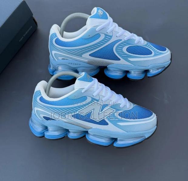 Quality New Balance 2000 Sneakers - main view