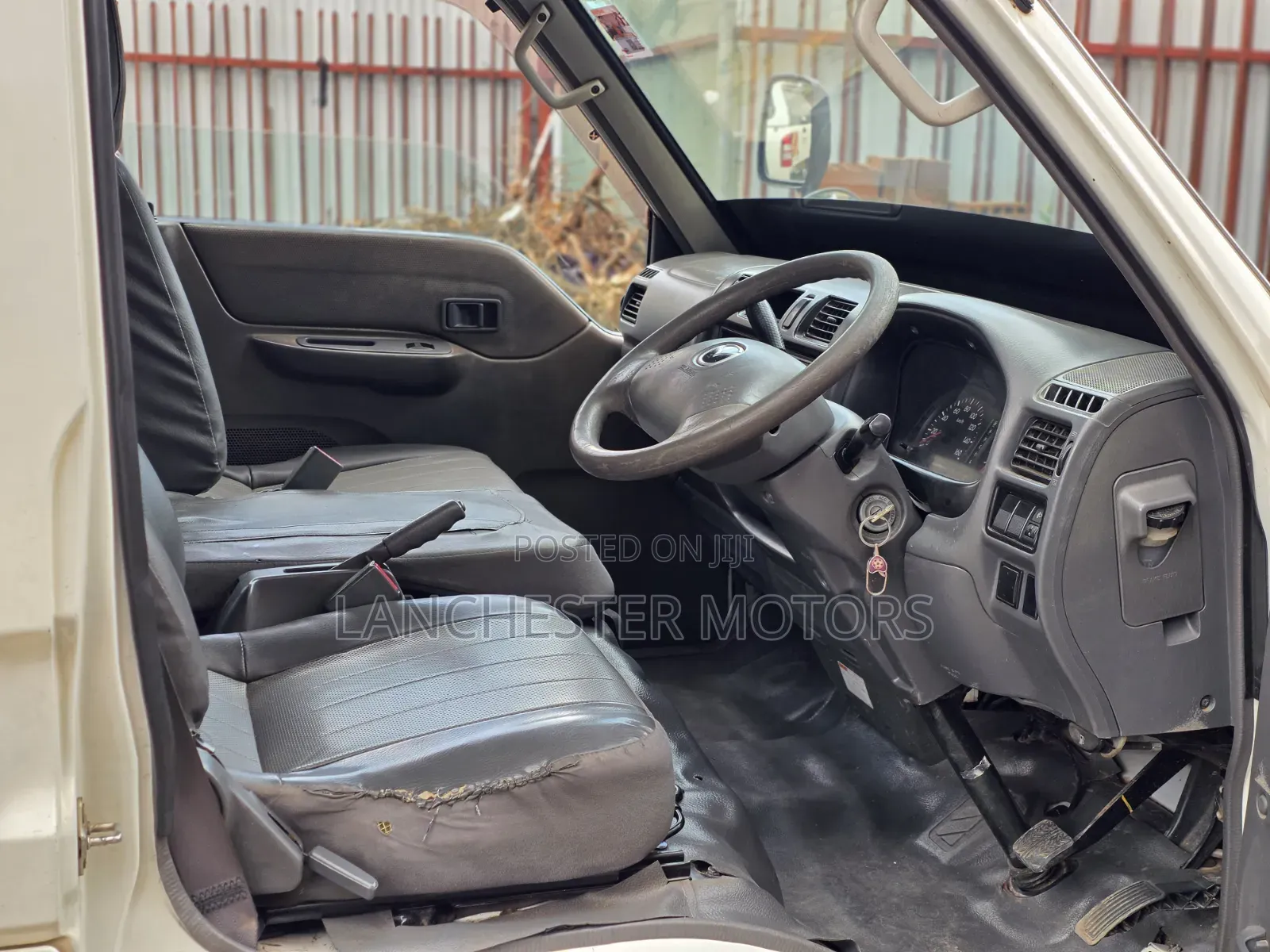 Mazda Bongo 2011 White