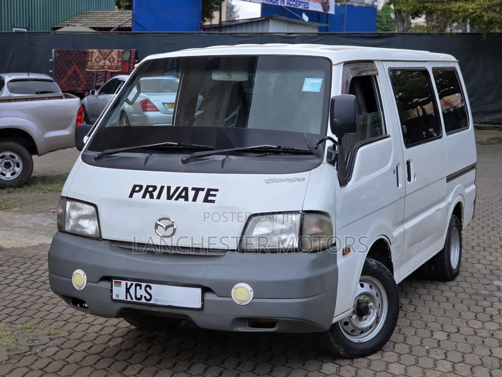 Mazda Bongo 2011 White