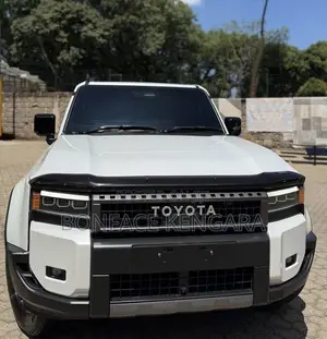 Toyota Land Cruiser Prado 2.8 2024 White