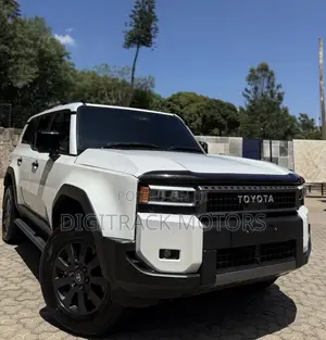 Toyota Land Cruiser Prado 2.8 2024 White