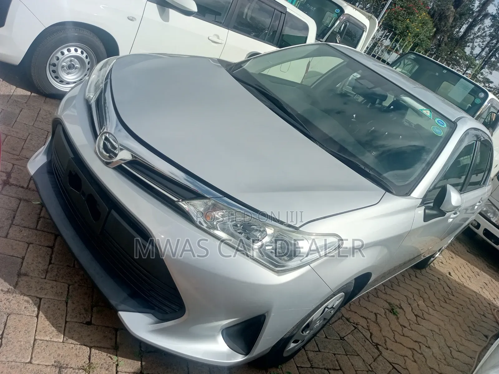 Toyota Axio 2018 Silver