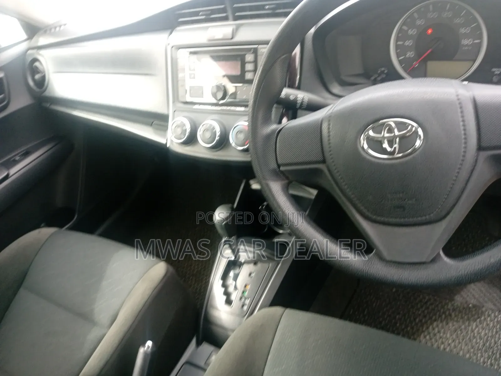 Toyota Axio 2018 Silver
