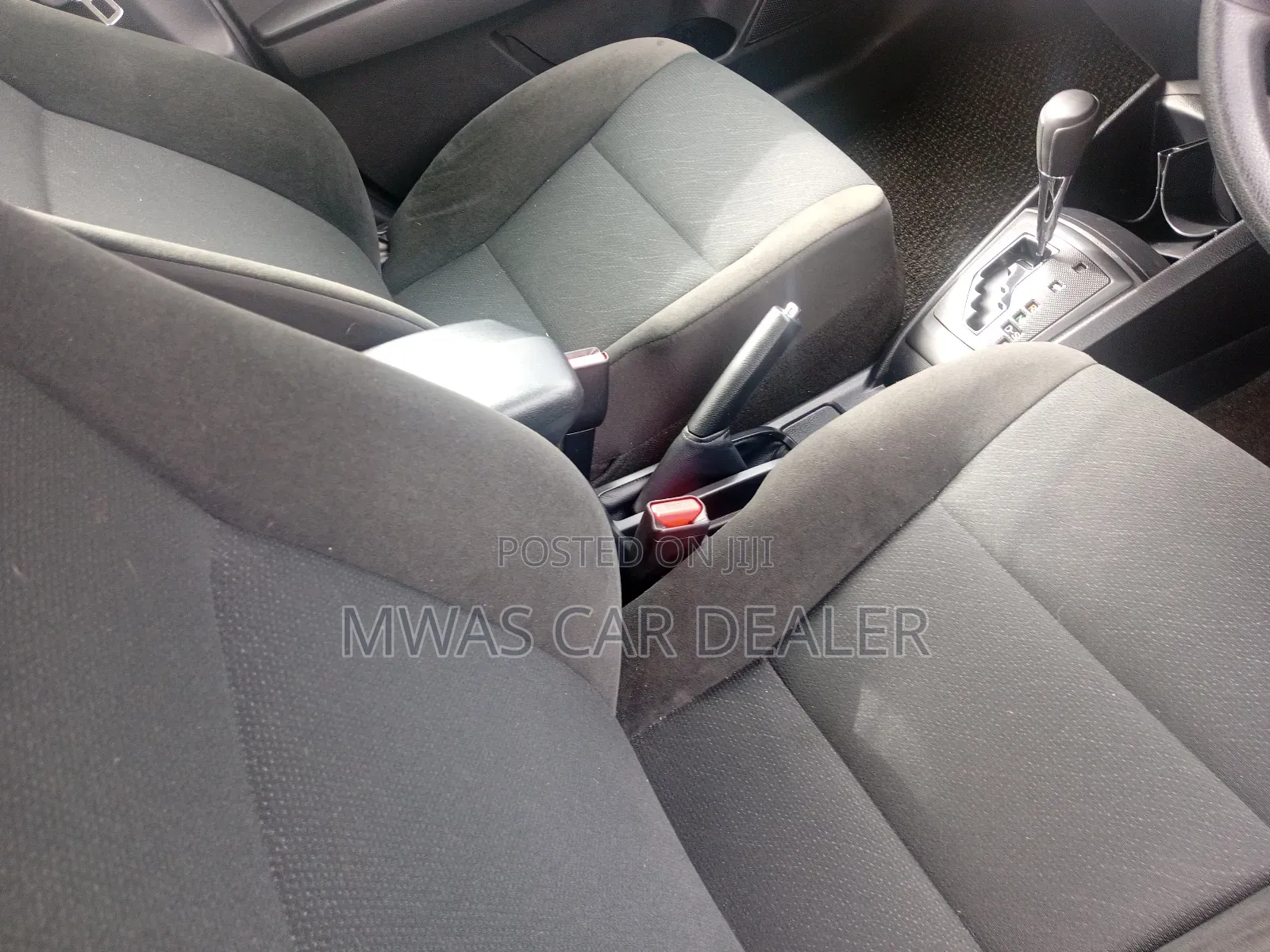 Toyota Axio 2018 Silver