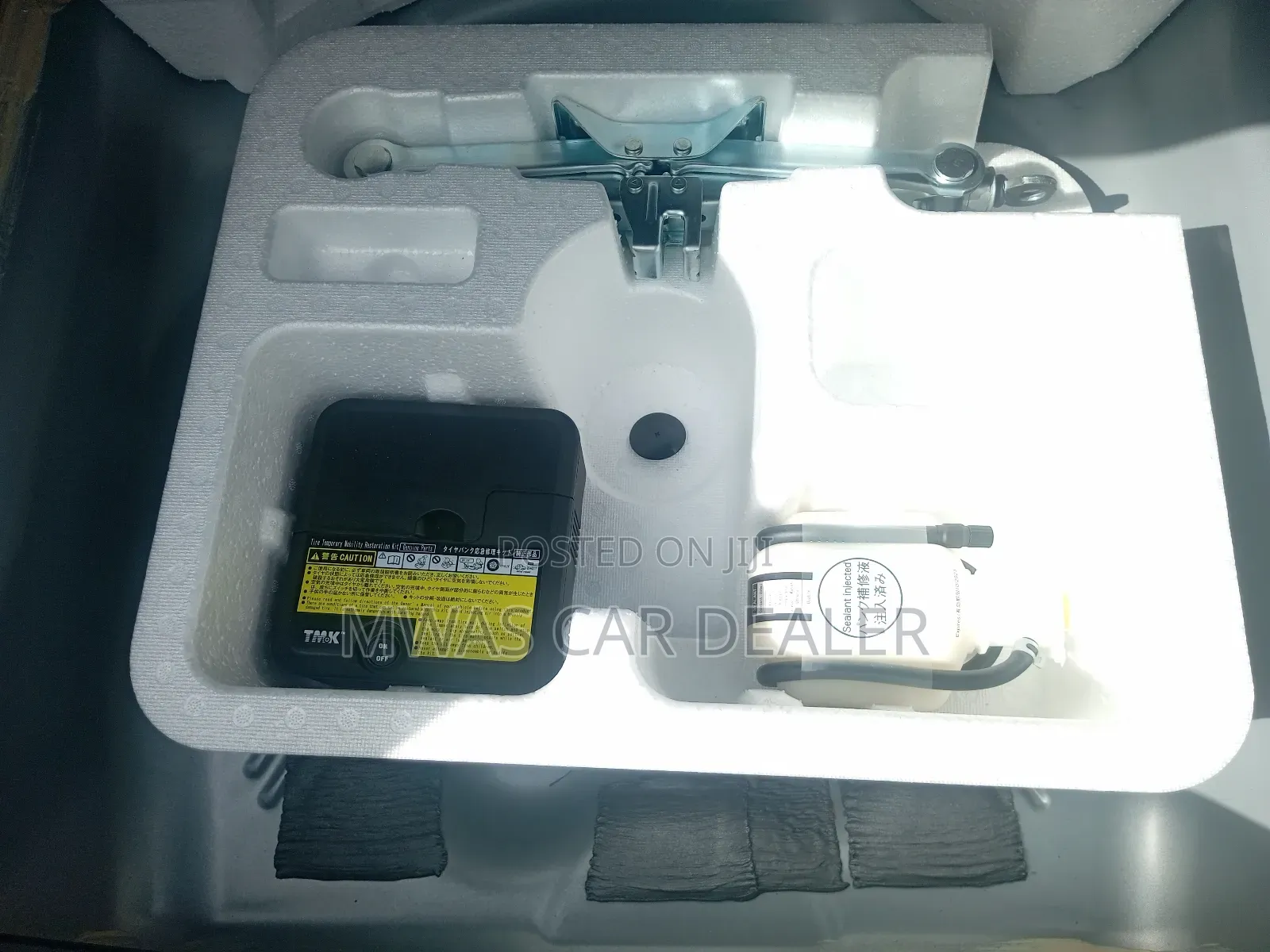 Toyota Axio 2018 Silver