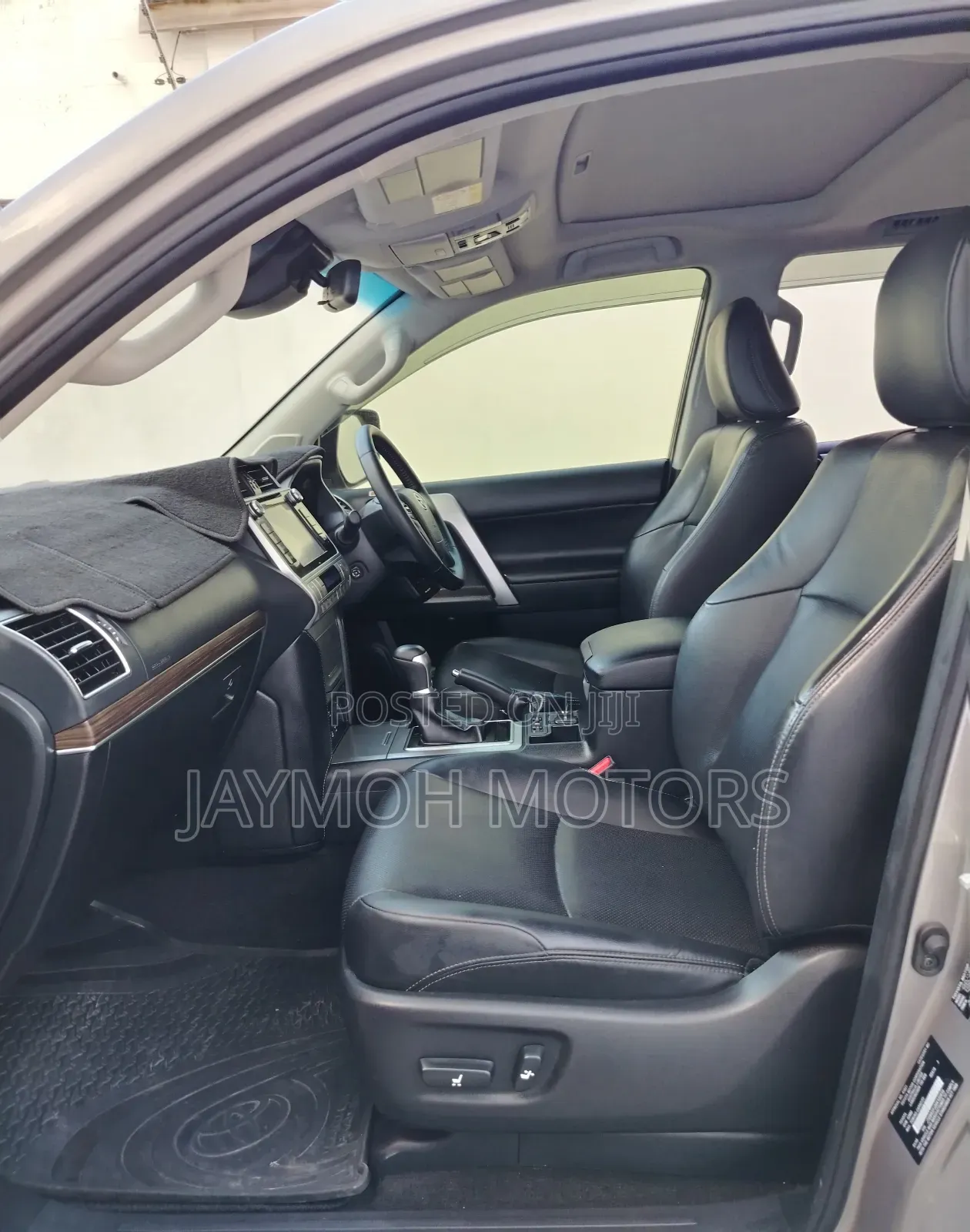Toyota Land Cruiser Prado 2020 Gold