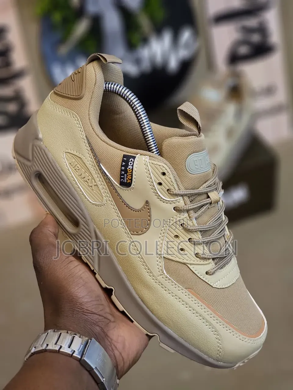 Spot New in Nike Airmax 90 Sneakers