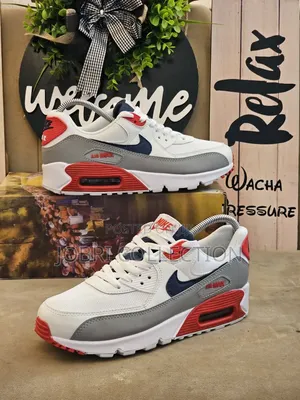 Designer Nike Airmax 90 Leather Sneakers