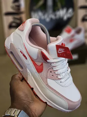 Ladies Nike Airmax 90 Valentine Sneakers