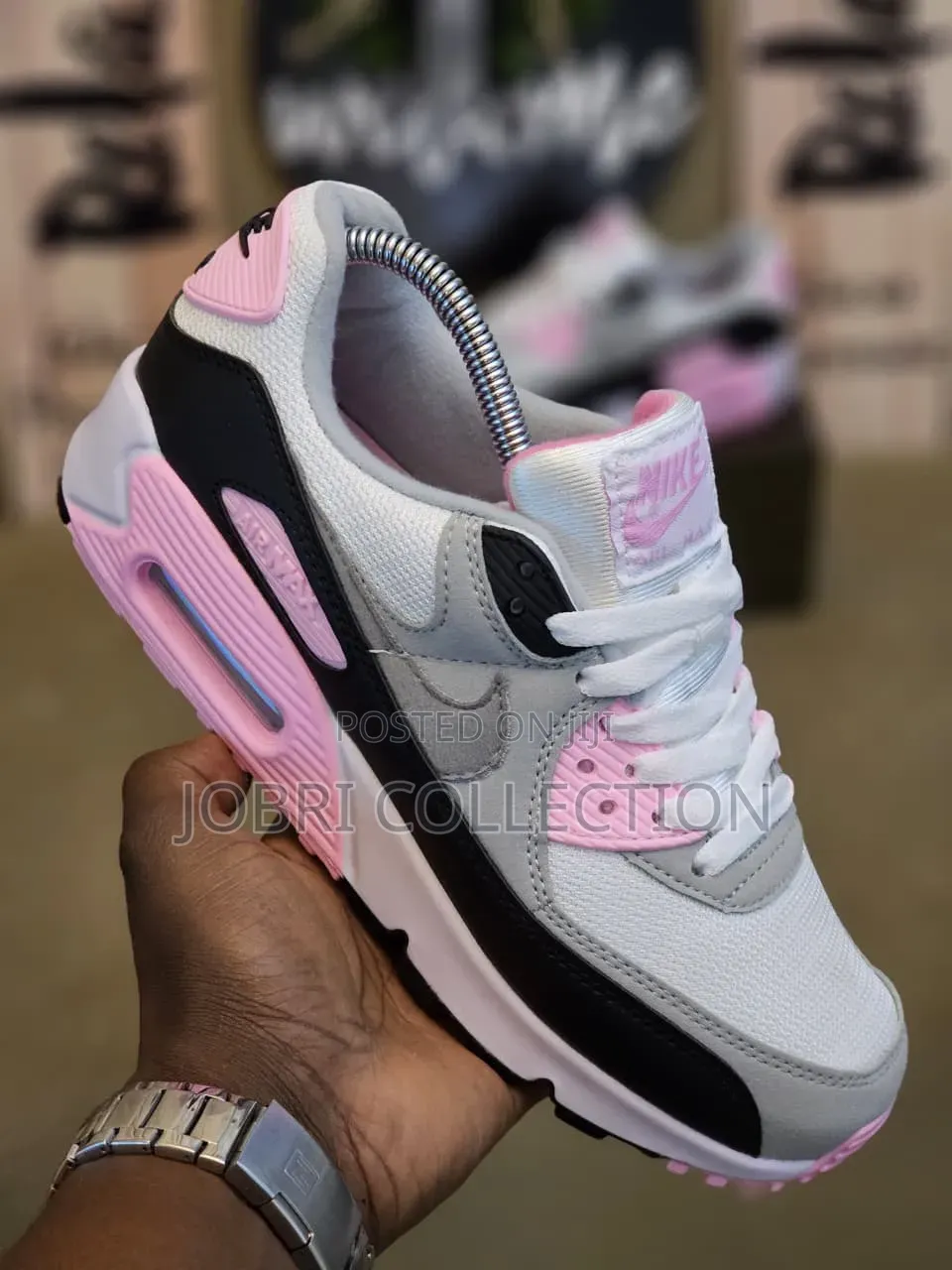 Ladies Nike Airmax 90 Valentine Sneakers