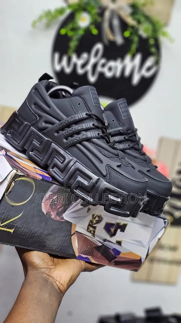 High Quality Versace Sneakers - thumbnail 3