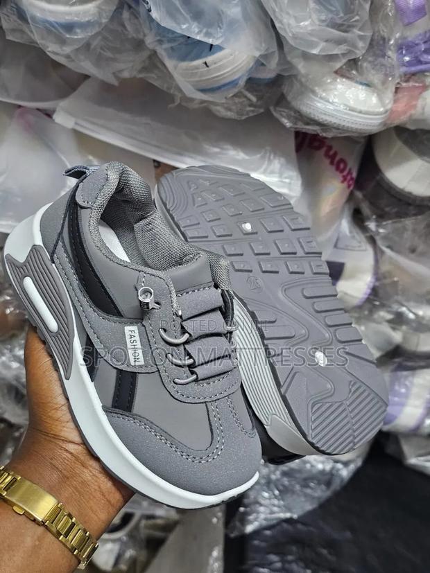 Kids' Shoes Boys and Girls. Delivery Services Available Nationwide. - thumbnail 4