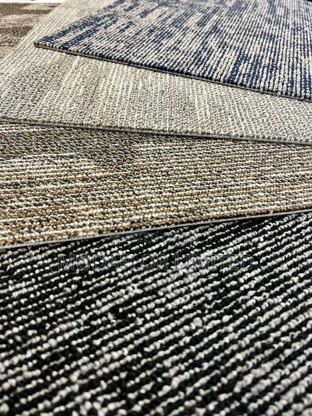 Carpet Tiles for Offices, Homes and Commercial Spaces Use