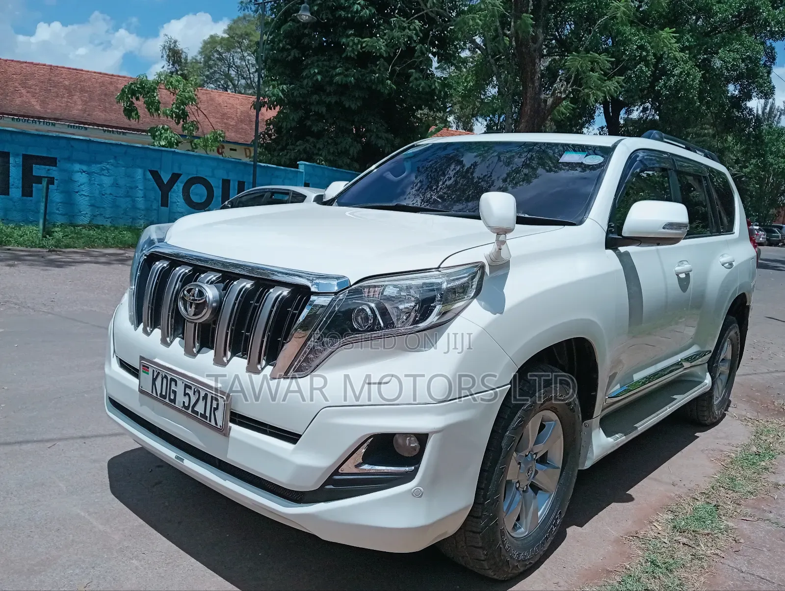Toyota Land Cruiser Prado 2016 White