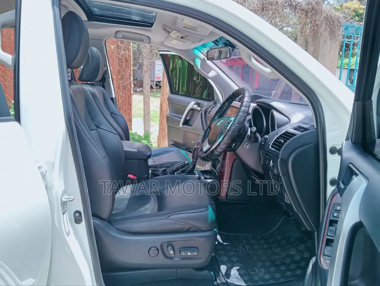 Toyota Land Cruiser Prado 2016 White