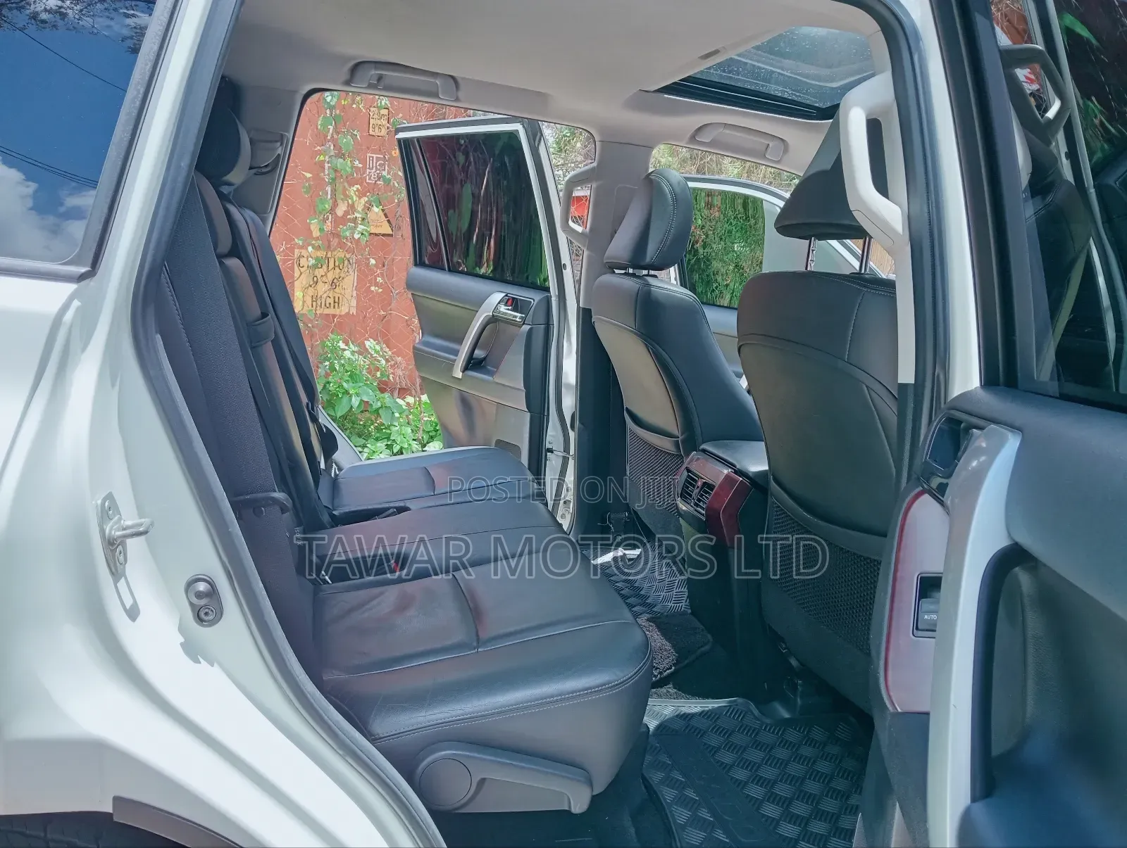 Toyota Land Cruiser Prado 2016 White