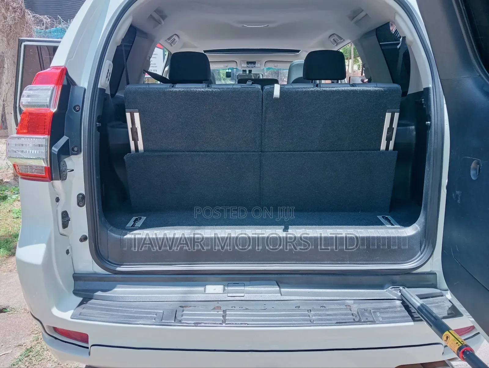 Toyota Land Cruiser Prado 2016 White