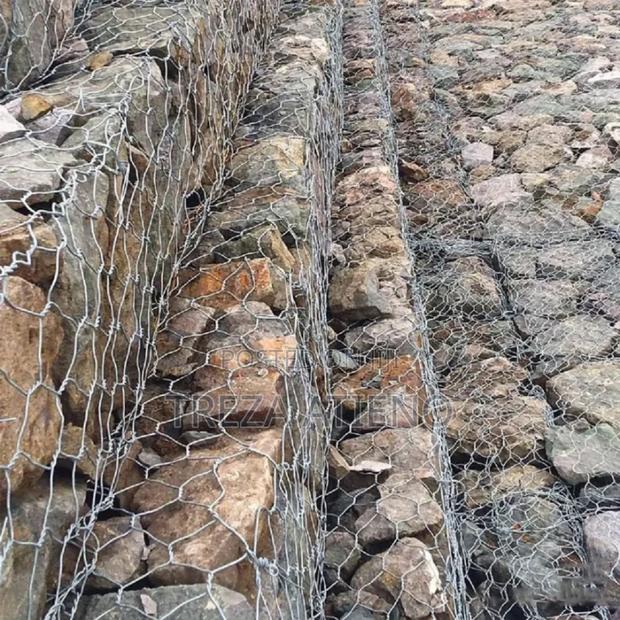 Landscaping and Erosion Control Gabion Boxes