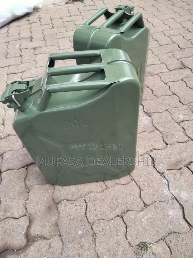 Secure Fuel Jerrycan