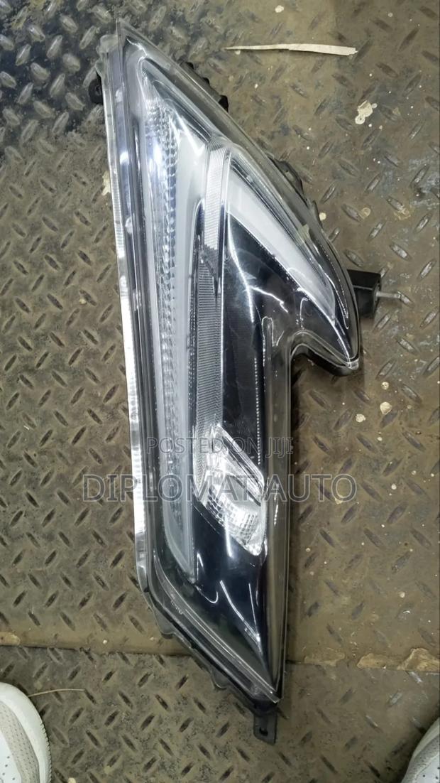 Juke 2015 Headlight. - thumbnail 2