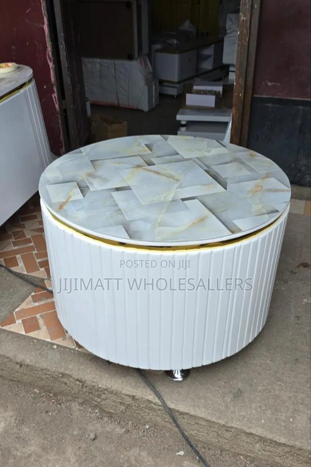 White Executive Modern Round Coffee Table