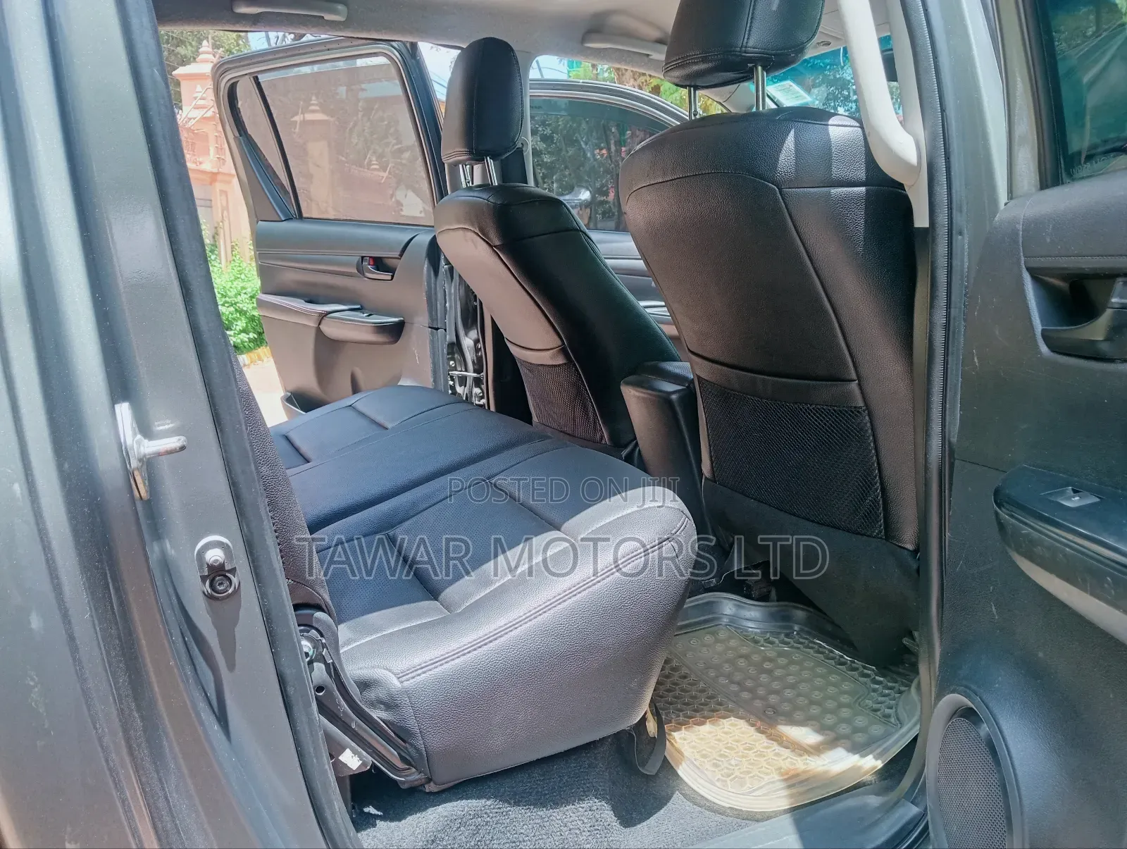 Toyota Hilux 2015 Gray