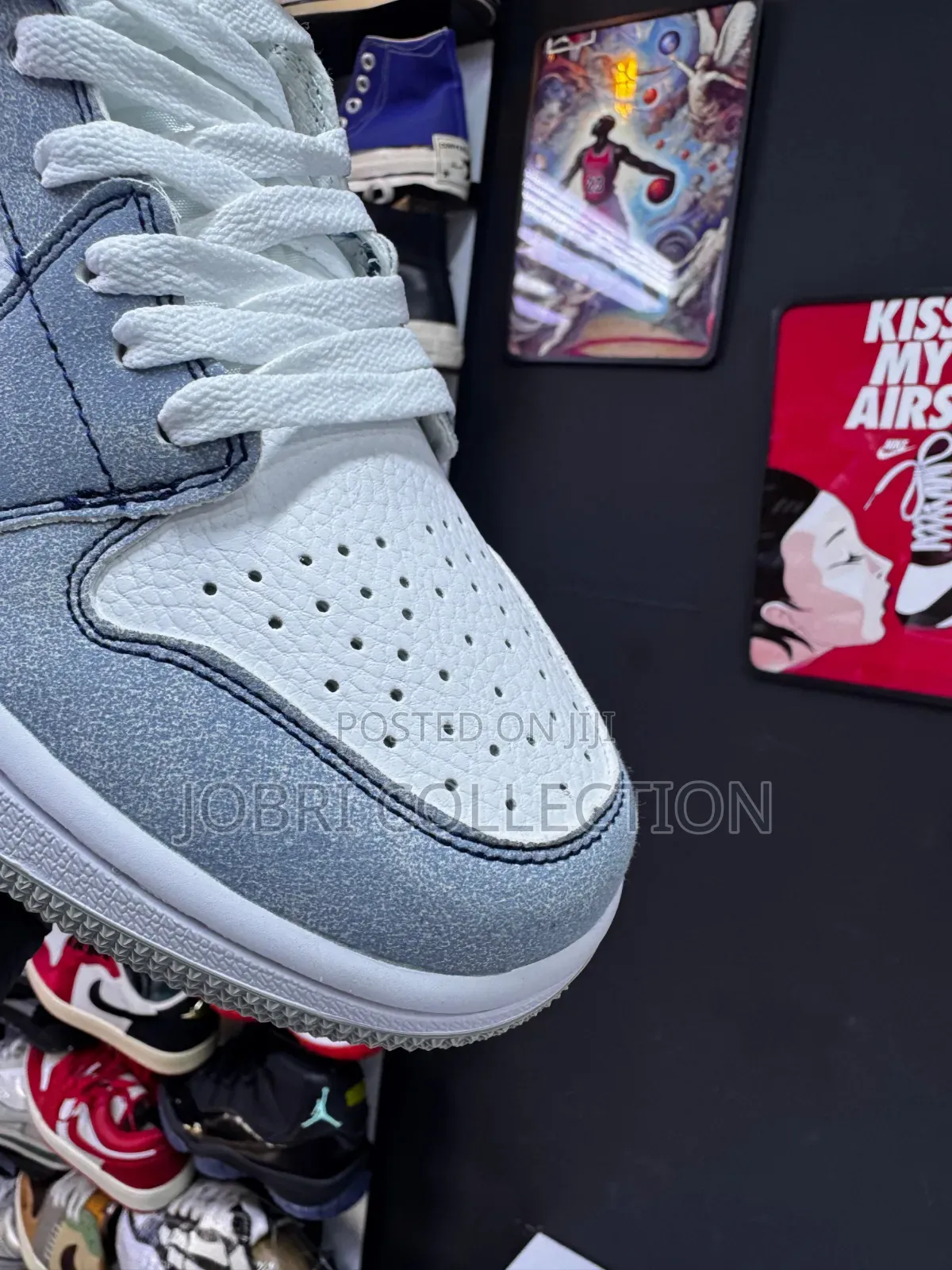 Nike Air Jordan 1 Retro High Og ‘Hyper Royal’ Sneakers