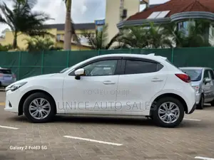 Mazda Demio 2019 White