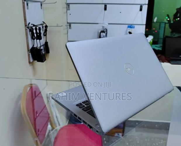Laptop Dell Latitude 5411 8GB Intel Core i7 SSD 256GB - thumbnail 2