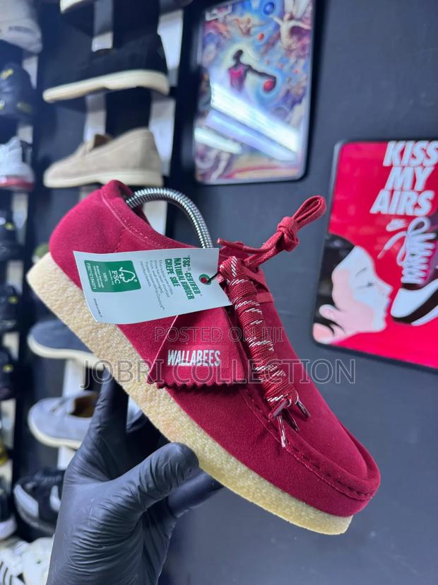 Red Gum Sole Clarks Original Wallabees - thumbnail 2