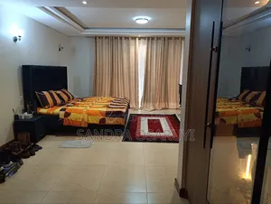 A Spacious 3 and 2 Bedroom Apartments