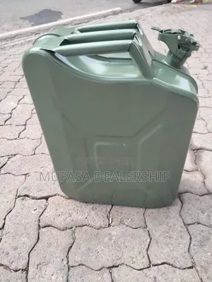 Garages Fuel Jerrycan/Petrol Cans