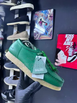 Original Leather Clarks Wallabees Low Cuts