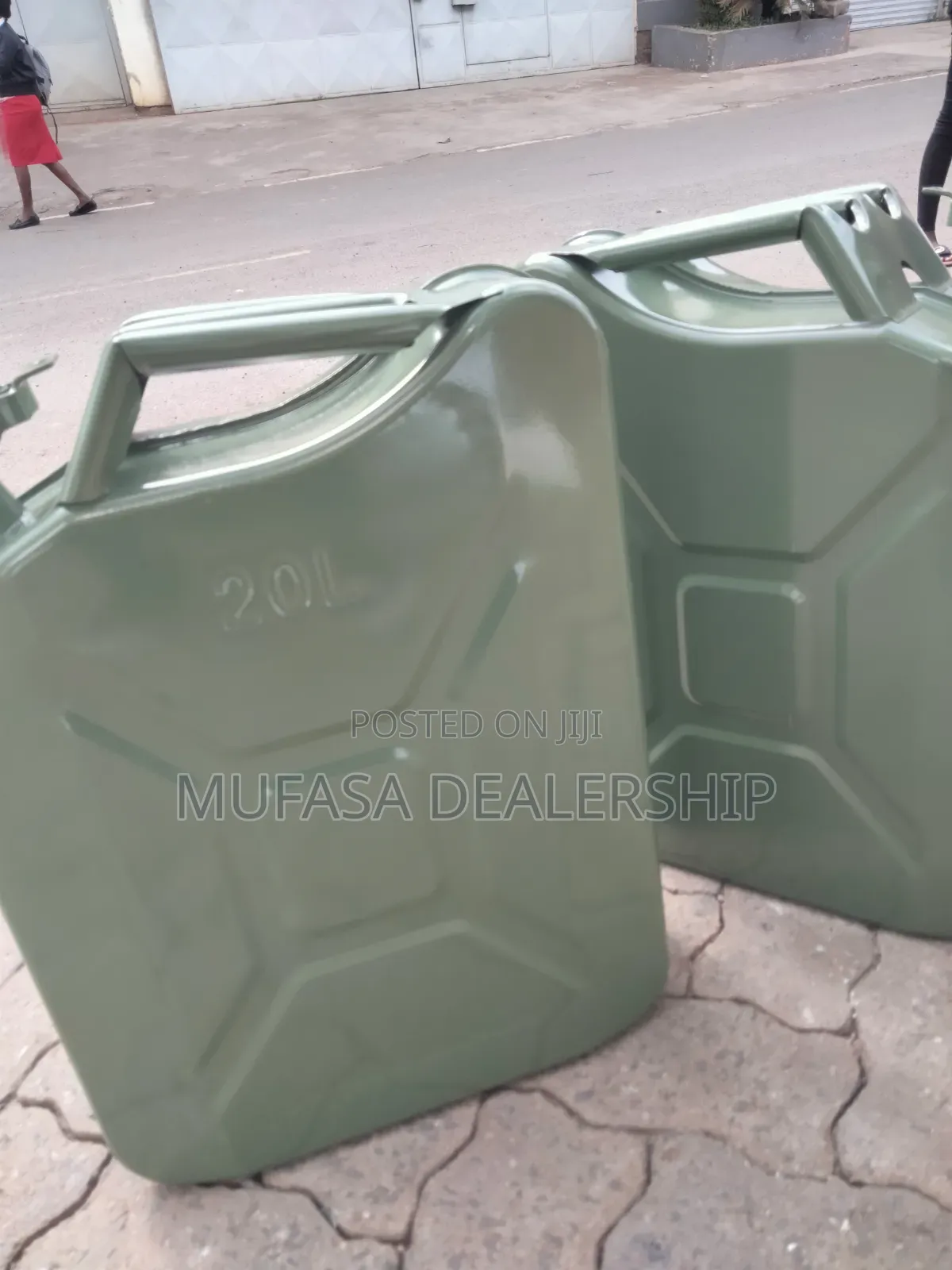 Gasoline Carriers/Fuel Jerrycans