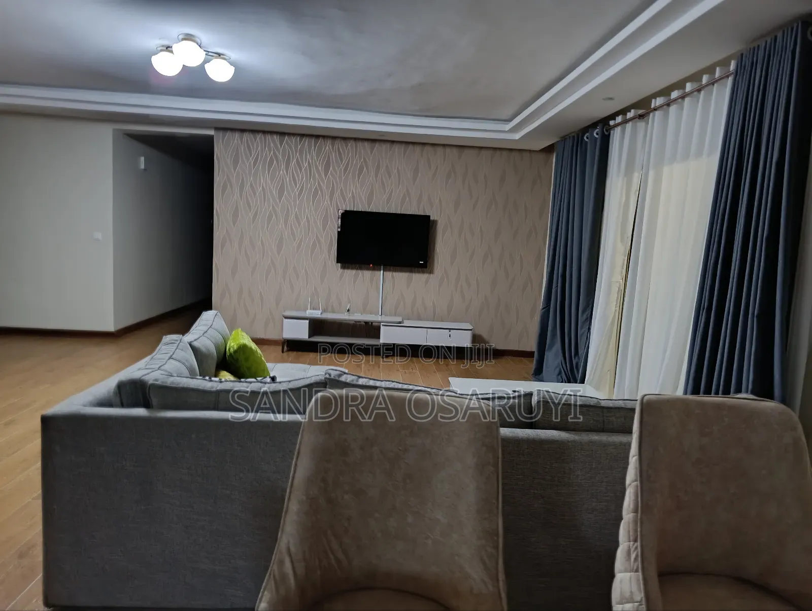 A Spacious 3 and 2 Bedroom Apartments