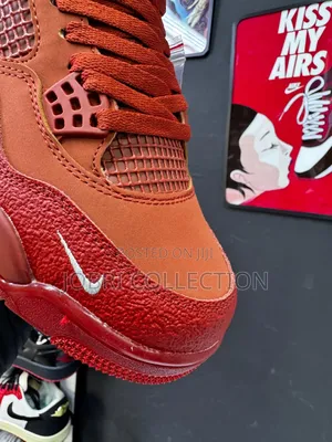 Nke Air Jordan 4 Retro “Brick by Brick” Sneakers