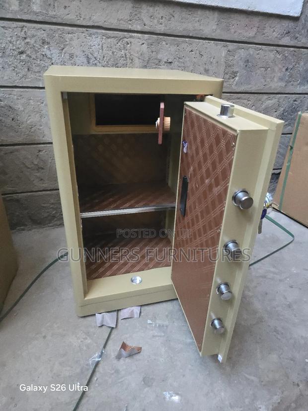 Golden Safe Box 80kgs