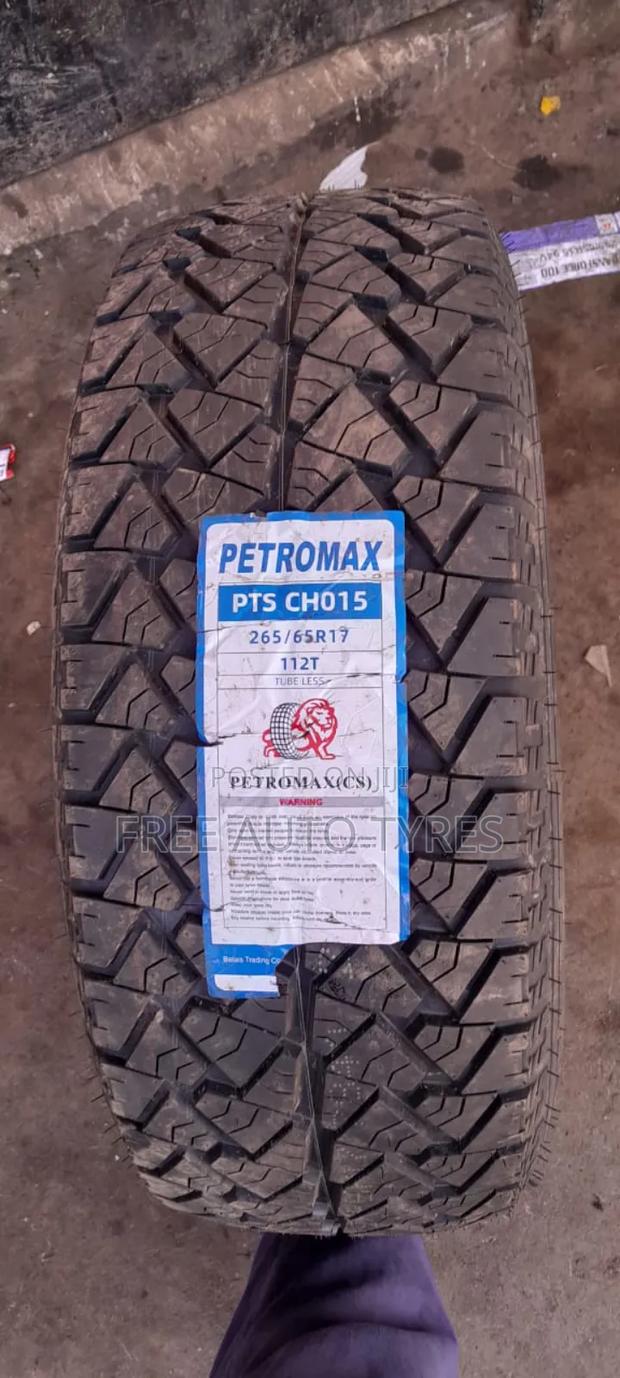 265/65r17 Petromax At - main view