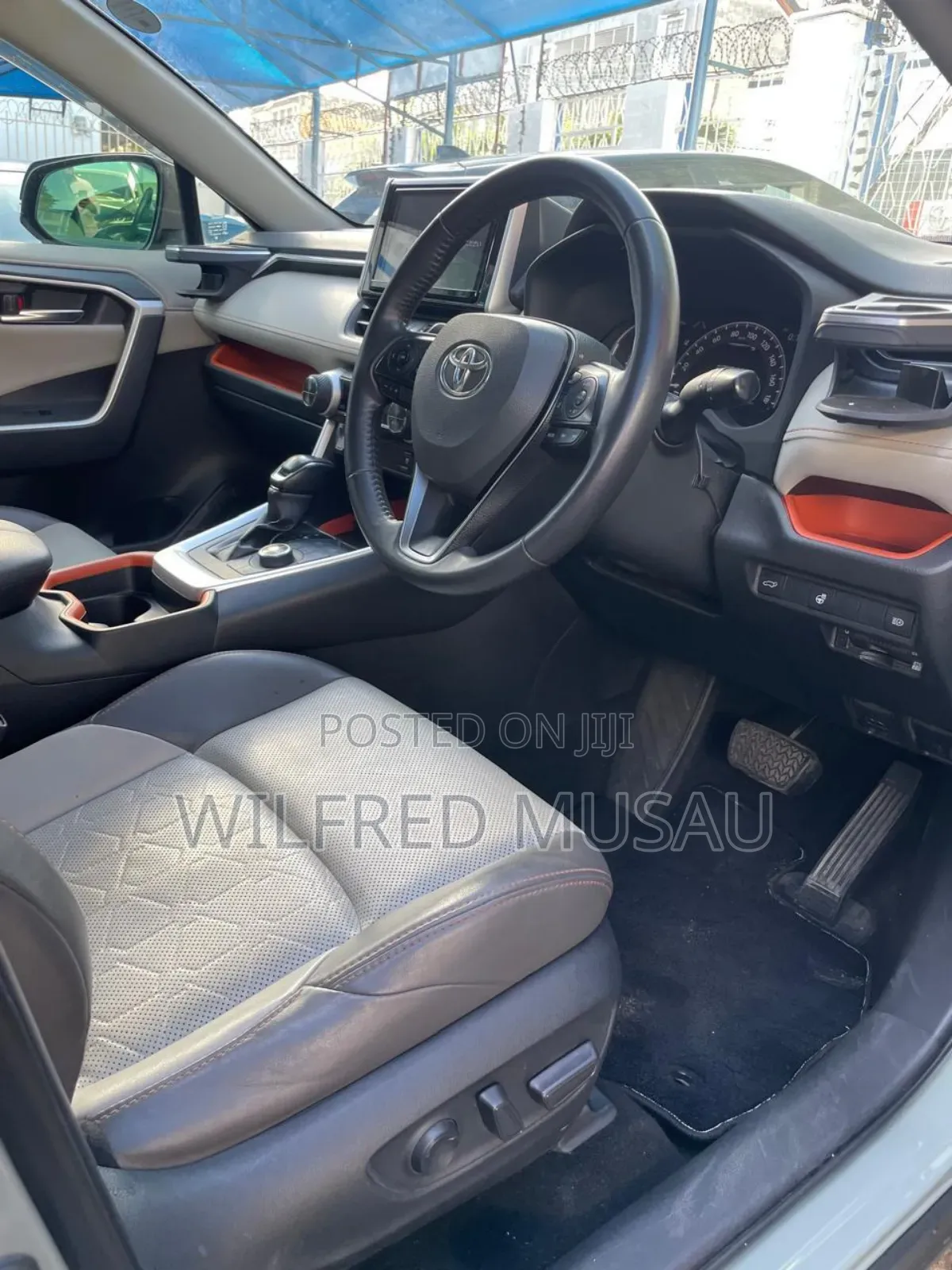 Toyota RAV4 Adventure AWD 2020 Blue