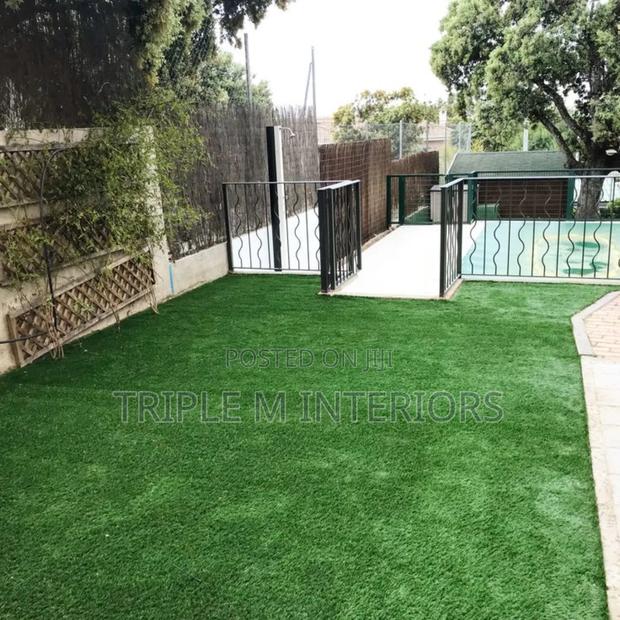 Evergreen Turf Rug for Stylish Indoor Outdoor Spaces
