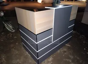 Office Desk : 1.6m Koi Custom Modern Reception Desk