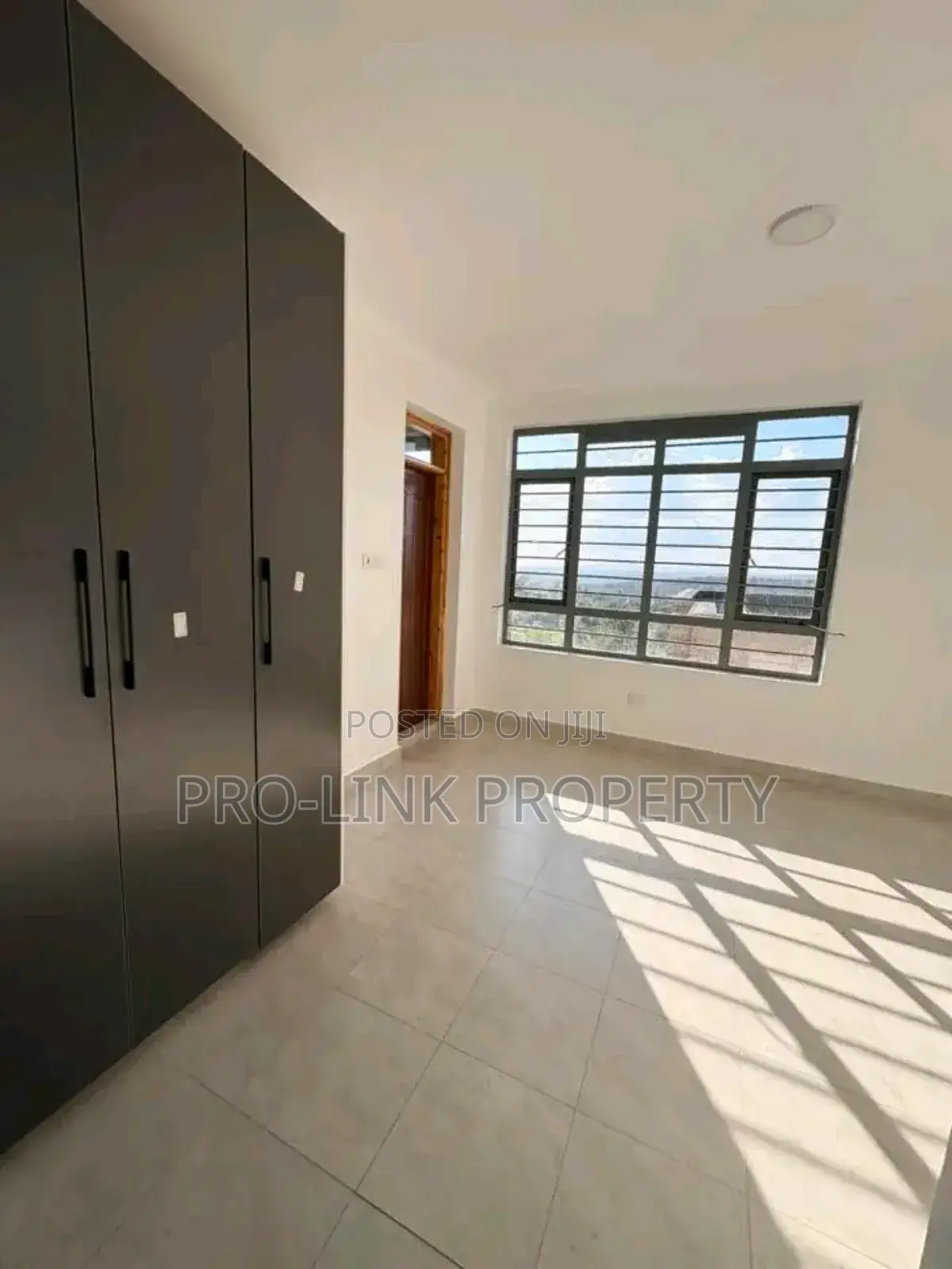 4bdrm Maisonette in Kibiku for sale