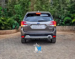 Subaru Forester 2018 Gray