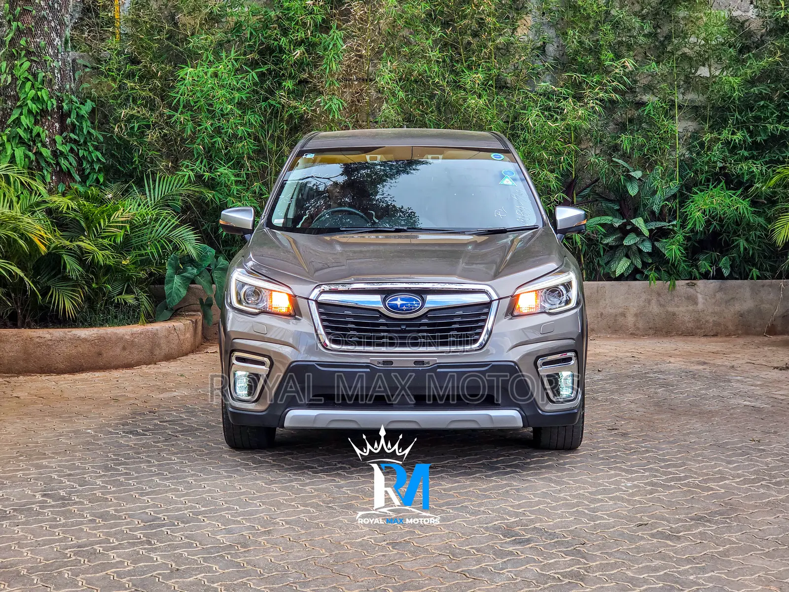 Subaru Forester 2018 Gray