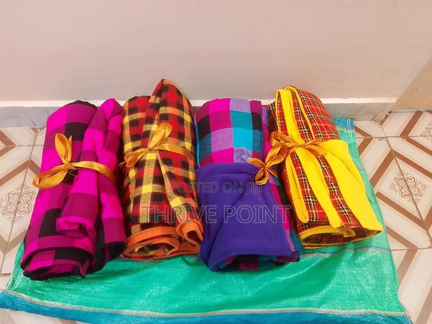 Masai Shuka With Fleece Blanket